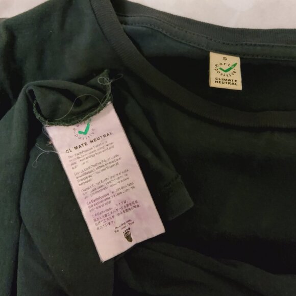 I Don't Speak Icelandic Novelty Shirt - Picture 3 of 4